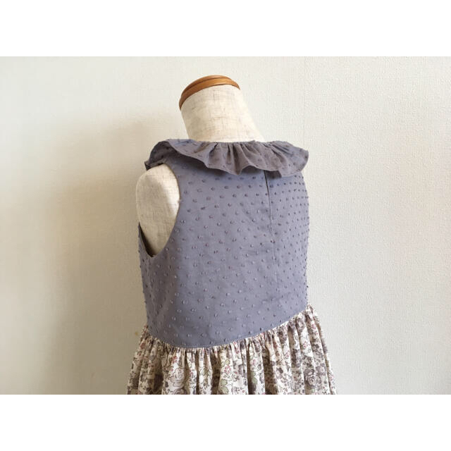 【SALE】ハンドメイド リバティ Felicite の切り替えワンピース 90 キッズ/ベビー/マタニティのキッズ服女の子用(90cm~)(ワンピース)の商品写真