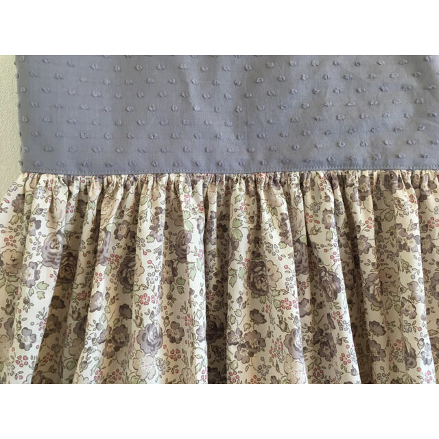 【SALE】ハンドメイド リバティ Felicite の切り替えワンピース 90 キッズ/ベビー/マタニティのキッズ服女の子用(90cm~)(ワンピース)の商品写真