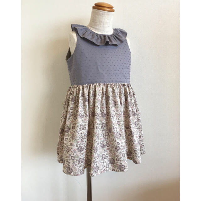 【SALE】ハンドメイド リバティ Felicite の切り替えワンピース 90 キッズ/ベビー/マタニティのキッズ服女の子用(90cm~)(ワンピース)の商品写真