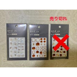 スリーコインズ(3COINS)の新品未開封　ネイルシール　2枚セット　(ネイル用品)