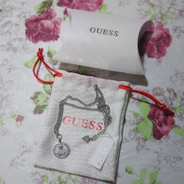 GUESS (W) Bear Coin Chain Necklace シルバー