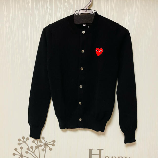 即発】 COMME des GARCONS Play ハートロゴカーディガン 即発】 COMME des GARCONS Play ハートロゴカーディガン