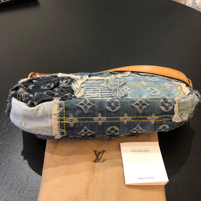 LOUIS VUITTON(ルイヴィトン)の数量限定品 ルイヴィトン モノグラムデニム パッチワーク ショルダーバッグ  レディースのバッグ(ショルダーバッグ)の商品写真