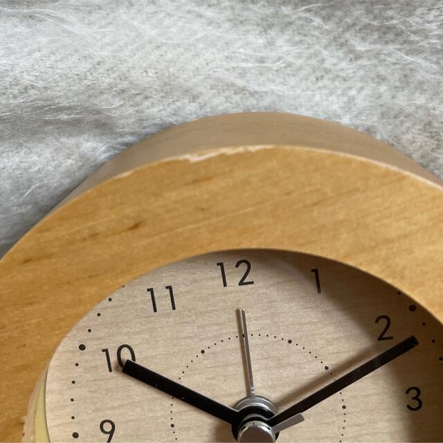 ニトリ(ニトリ)の目覚まし時計 木製 ニトリ NITORI インテリア/住まい/日用品のインテリア小物(置時計)の商品写真