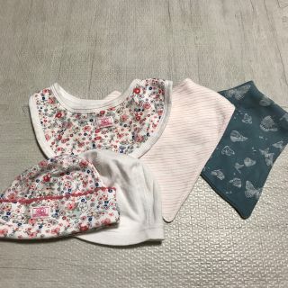 プチバトー(PETIT BATEAU)のPETIT BATEAU 帽子&スタイのセット　3m(ベビースタイ/よだれかけ)