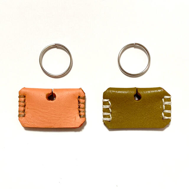ハンドメイド本革キーカバー　2個セット ハンドメイドのファッション小物(キーケース/名刺入れ)の商品写真