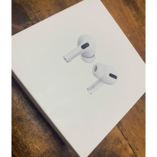 アップル(Apple)のAirPods pro 美品(ヘッドフォン/イヤフォン)