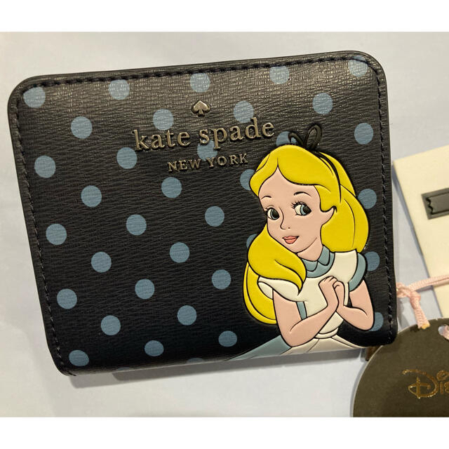 kate spade new york(ケイトスペードニューヨーク)のディズニー ケイト・スペード ニューヨーク アリス バイフォールド ウォレット レディースのファッション小物(財布)の商品写真