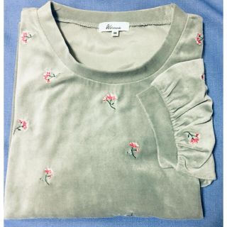 アラマンダ(allamanda)の【allamanda】☆肌触りの良いベロアの刺繍入りトップス☆(Tシャツ(長袖/七分))