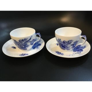 ロイヤルコペンハーゲン(ROYAL COPENHAGEN)のブルーフラワー　カーブ　カップ＆ソーサー　2客　B(食器)