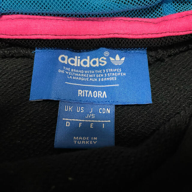 adidas(アディダス)のアディダス×Rita Ora コラボ　トレフォイル　パーカー　メッシュ レディースのトップス(パーカー)の商品写真