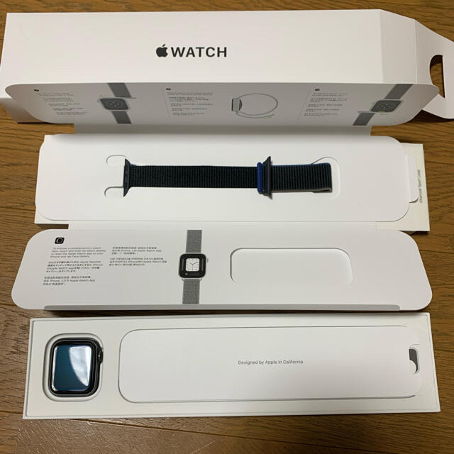高品質の人気 Apple Watch - アップルウォッチSE 40mm Space Gray 腕時計(デジタル)
