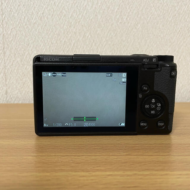 RICOH(リコー)のGR3  バッテリー合計3つ スマホ/家電/カメラのカメラ(コンパクトデジタルカメラ)の商品写真