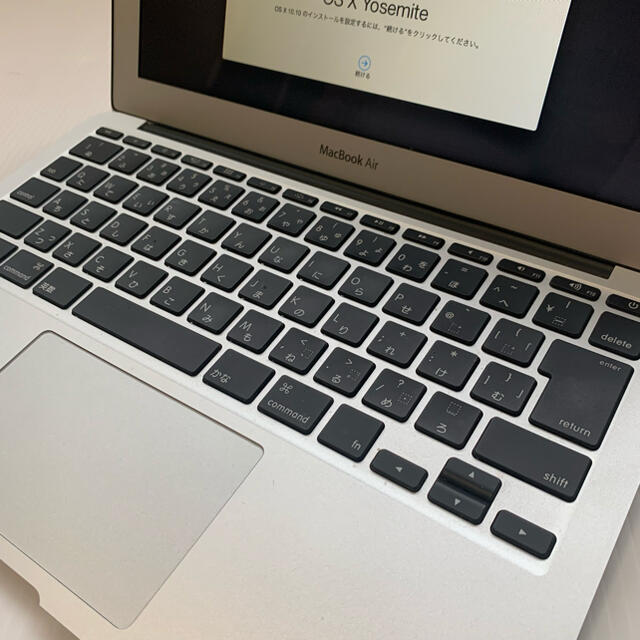 ［週末値引き］MacBook Air 11インチ 2014  A1465 美品 3