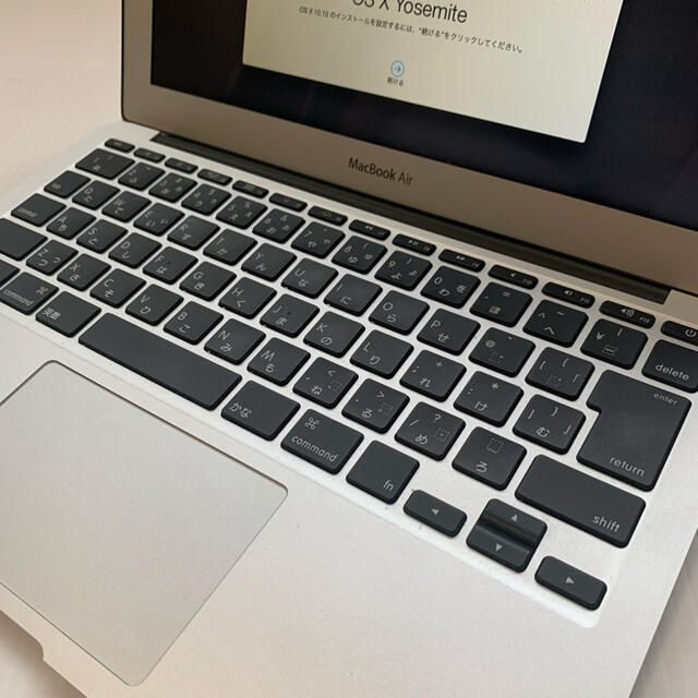 Mac (Apple)(マック)の［週末値引き］MacBook Air 11インチ 2014  A1465 美品 スマホ/家電/カメラのPC/タブレット(ノートPC)の商品写真