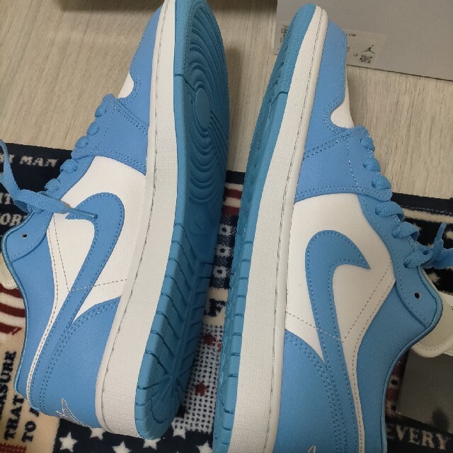 NIKE(ナイキ)のW28cm 国内正規 ナイキ エアジョーダン 1 Low UNC メンズの靴/シューズ(スニーカー)の商品写真