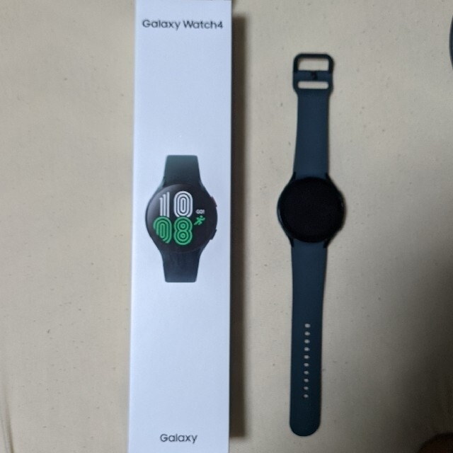 Galaxy(ギャラクシー)のgalaxy watch4　44mm ファントムグリーン ほぼ新品 メンズの時計(腕時計(デジタル))の商品写真