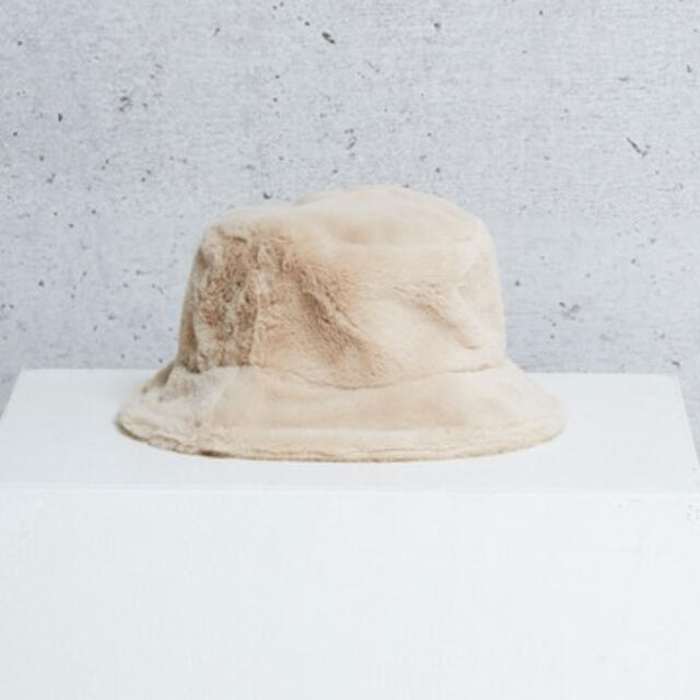 VIBGYOR(ビブジョー)のファーバケットハット レディースの帽子(ハット)の商品写真