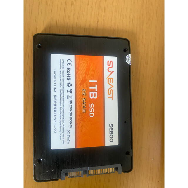 SSD 1TB SATA 7mm 2.5インチ SUNEAST 未使用近い スマホ/家電/カメラのPC/タブレット(PCパーツ)の商品写真