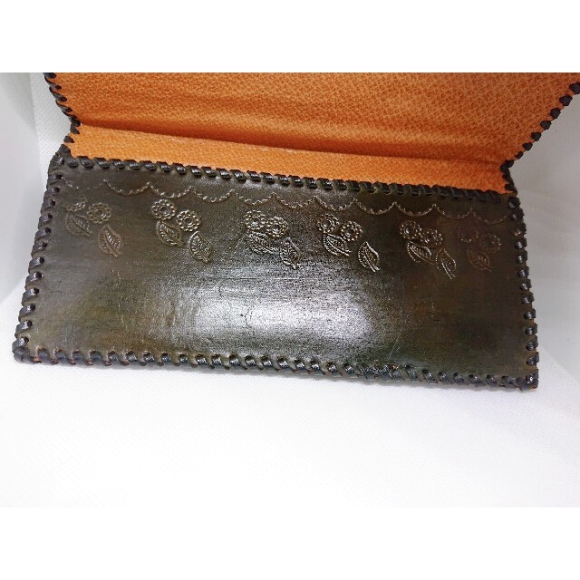 オリジナル本格レザークラフト 本革手彫り ハンドメイド 札入れ レディースのファッション小物(財布)の商品写真
