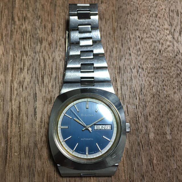 Bulova(ブローバ)の最終値下げ BULOVA ブローバ 稼働品1973 インターナショナル メンズの時計(腕時計(アナログ))の商品写真