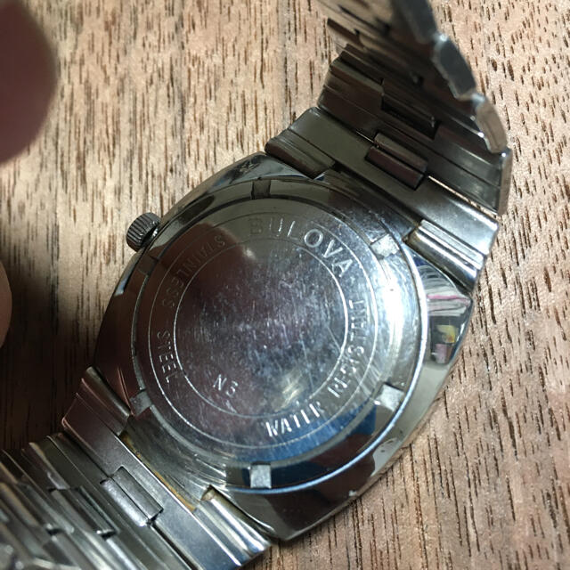 Bulova(ブローバ)の最終値下げ BULOVA ブローバ 稼働品1973 インターナショナル メンズの時計(腕時計(アナログ))の商品写真