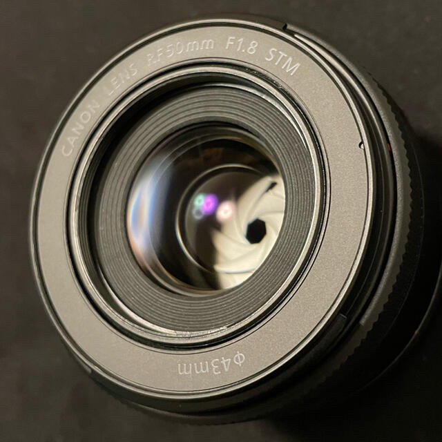 Canon(キヤノン)のCanon RF50F1.8 STM スマホ/家電/カメラのカメラ(レンズ(単焦点))の商品写真