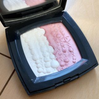 シャネル(CHANEL)のペルルエファンテジー(フェイスパウダー)