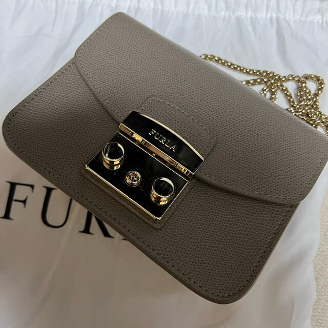 Furla(フルラ)の【中古美品】フルラ ミニバッグ メトロポリス METROPOLIS MINI レディースのバッグ(ショルダーバッグ)の商品写真