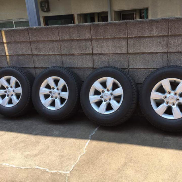 ランドクルーザー プラド 150後期 17インチ純正 タイヤホイール ランドクルーザー プラド 150後期 17インチ純正 タイヤホイール