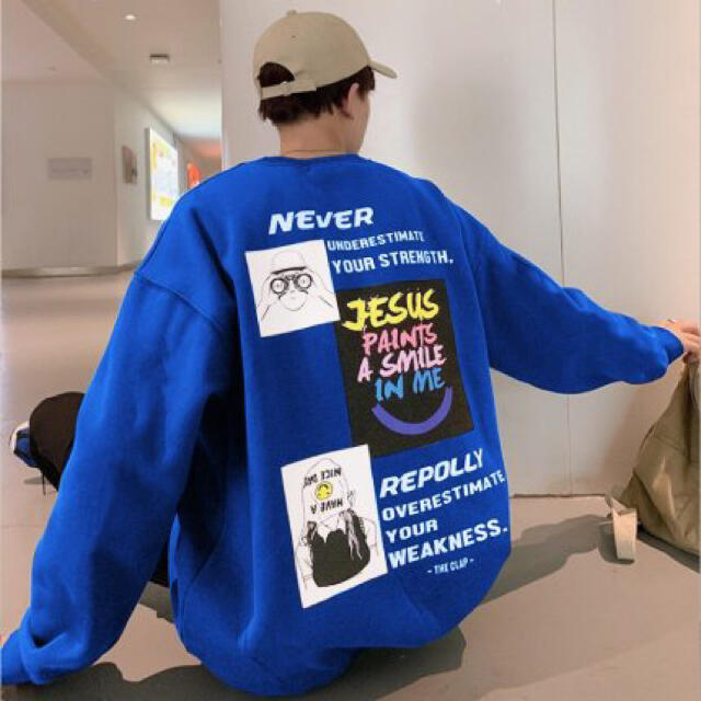 【 mocaさん専用】NEVER バックプリント トレーナー ブルー、ブラック | フリマアプリ ラクマ
