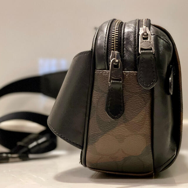 COACH(コーチ)のCOACH コーチ 迷彩　カモ　バッグ メンズのバッグ(バッグパック/リュック)の商品写真