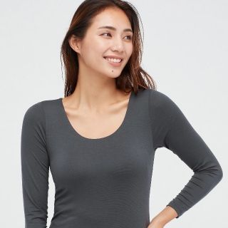 ユニクロ(UNIQLO)のUNIQLO ヒートテックブラUネックT 八分袖(アンダーシャツ/防寒インナー)