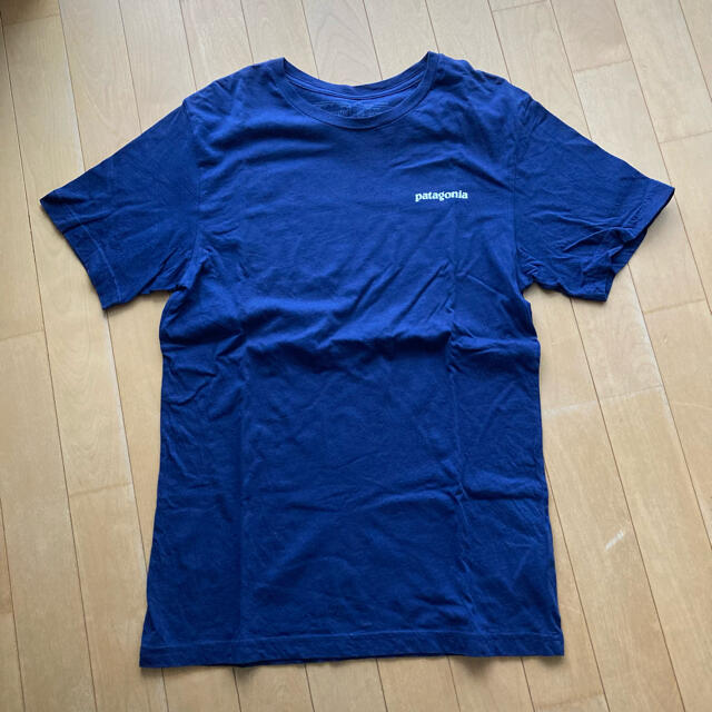 patagonia(パタゴニア)のお値下げしました☆パタゴニア　Tシャツ　ネイビー メンズのトップス(Tシャツ/カットソー(半袖/袖なし))の商品写真