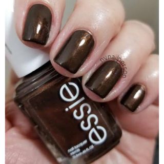 エッシー(Essie)のESSIE 630 秋カラー日本撤退  (マニキュア)