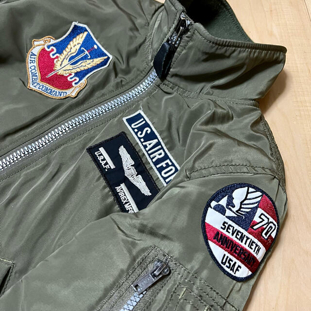 AVIREX(アヴィレックス)のAVIREX アヴィレックス　アメリカ空軍70周年記念 TYPE MA-1 レディースのジャケット/アウター(ミリタリージャケット)の商品写真