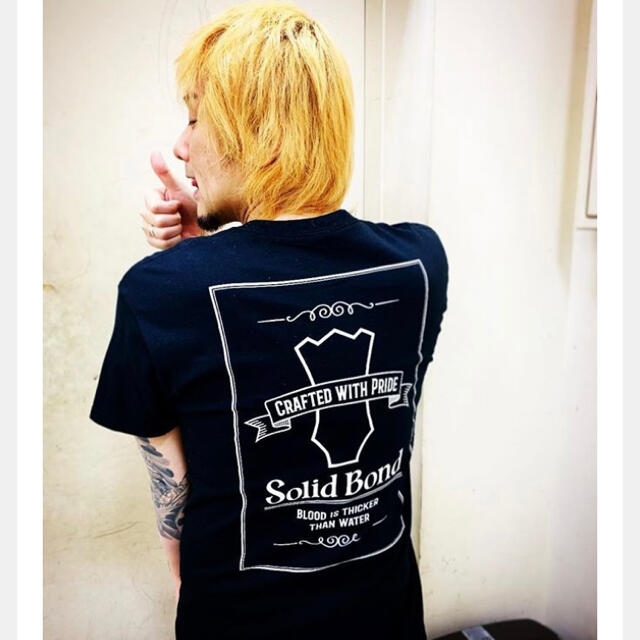 GILDAN(ギルタン)の【KEN YOKOYAMA】SOLID BOND Tシャツ (白) M ハイスタ メンズのトップス(Tシャツ/カットソー(半袖/袖なし))の商品写真