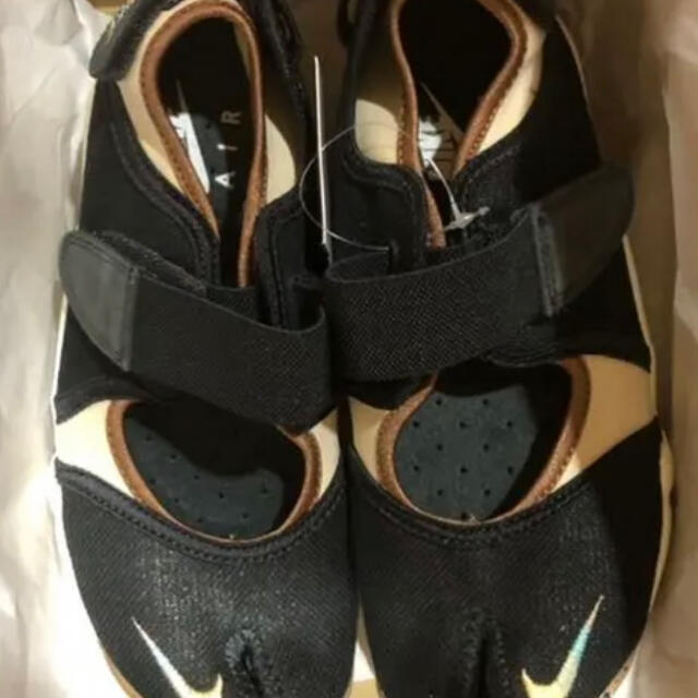 NIKE(ナイキ)の2021新品  NIKE/ナイキ  エアリフト NIKE AIR RIFT 23 レディースの靴/シューズ(サンダル)の商品写真