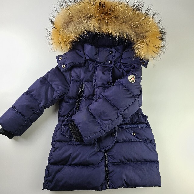 MONCLER(モンクレール)のモンクレール　ダウン　2T キッズ/ベビー/マタニティのキッズ服女の子用(90cm~)(ジャケット/上着)の商品写真