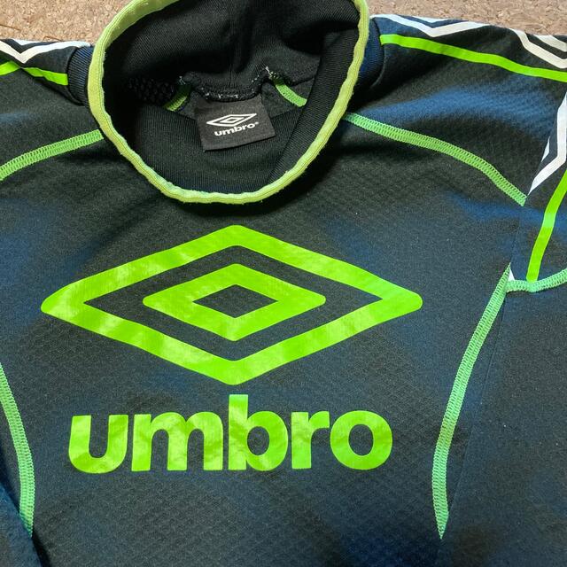 UMBRO(アンブロ)のアンブロ　サッカー　長袖　130 スポーツ/アウトドアのサッカー/フットサル(ウェア)の商品写真