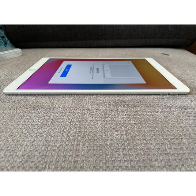 Apple(アップル)のiPad Air3 Wi-Fi Cellular シルバー 64GB スマホ/家電/カメラのPC/タブレット(タブレット)の商品写真