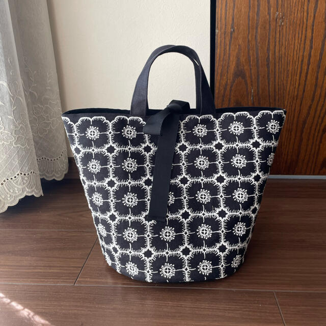 ミナペルホネン ハンドメイド anemone丸底リボントートバッグバッグ ミナペルホネン ハンドメイド anemone丸底リボントートバッグバッグ