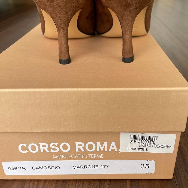 FABIO RUSCONI(ファビオルスコーニ)の新品✨CORSO ROMA,9 コルソローマ スエードパンプス レディースの靴/シューズ(ハイヒール/パンプス)の商品写真