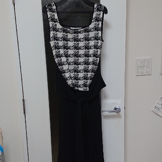 SNIDEL(スナイデル)の【美品】Houndstooth Belted Knit Dress ブラック Ｓ レディースのワンピース(ひざ丈ワンピース)の商品写真