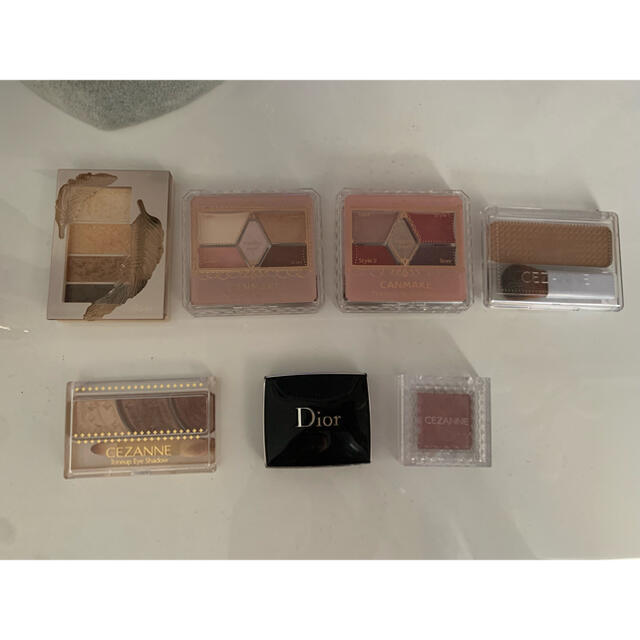 Dior(ディオール)のアイシャドウ シェーディング セット コスメ/美容のベースメイク/化粧品(アイシャドウ)の商品写真