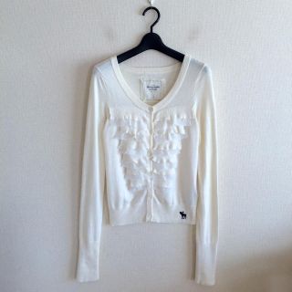 アバクロンビーアンドフィッチ(Abercrombie&Fitch)のアバクロ♡フリルカーディガン(カーディガン)