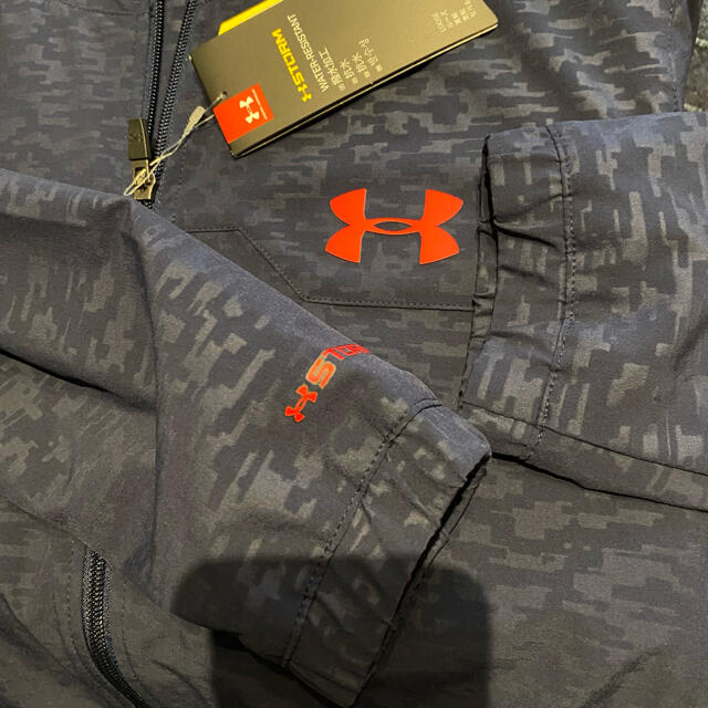 UNDER ARMOUR(アンダーアーマー)のUNDER ARMOUR アンダーアーマー メンズ ウインドジャケット 【新品】 メンズのジャケット/アウター(ナイロンジャケット)の商品写真