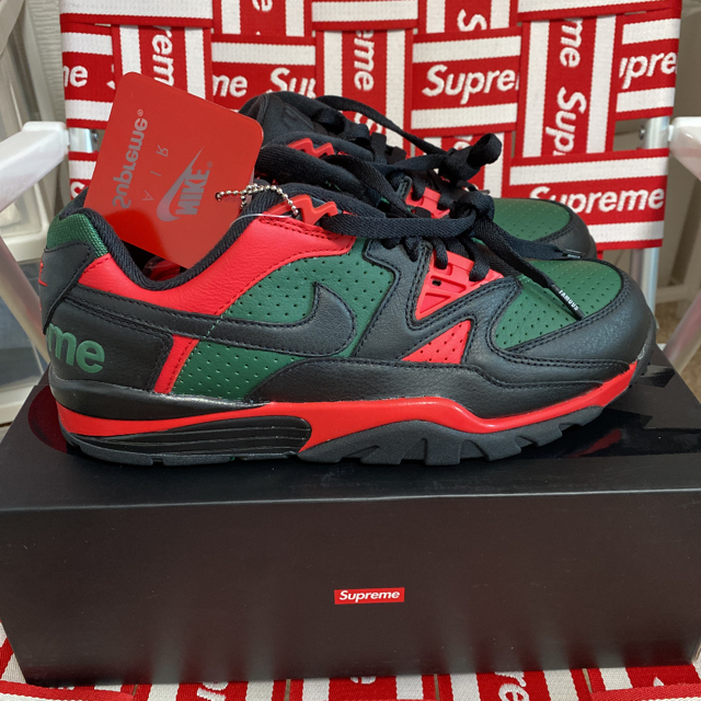 Supreme × Nike Air Cross Trainer 3 Low 黒