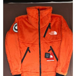 ノースフェイス(THE NORTH FACE) オレンジ メンズジャケット/アウター