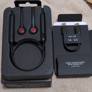 Beats Flex　ワイヤレスイヤフォン　ブラック　中古(ヘッドフォン/イヤフォン)